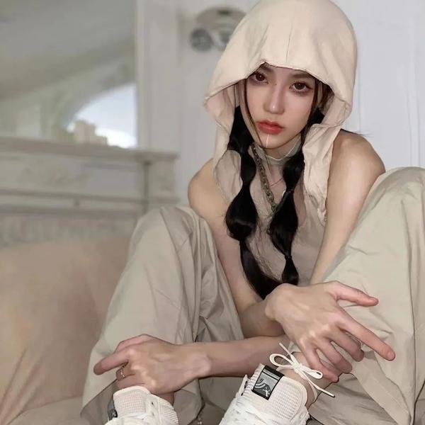 半城明媚半城雨第一季